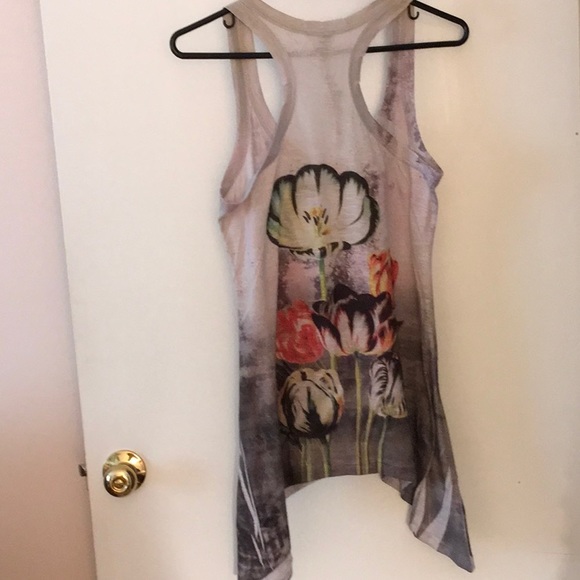 Code Unique high low tank top - Picture 2 of 3